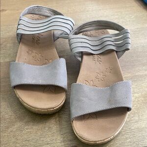 Skechers Luxe Foam Tan Sandals